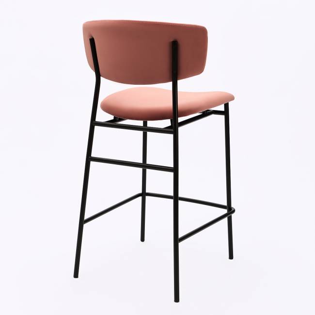 Дизайнерский полубарный стул Marko розовый, черный металл