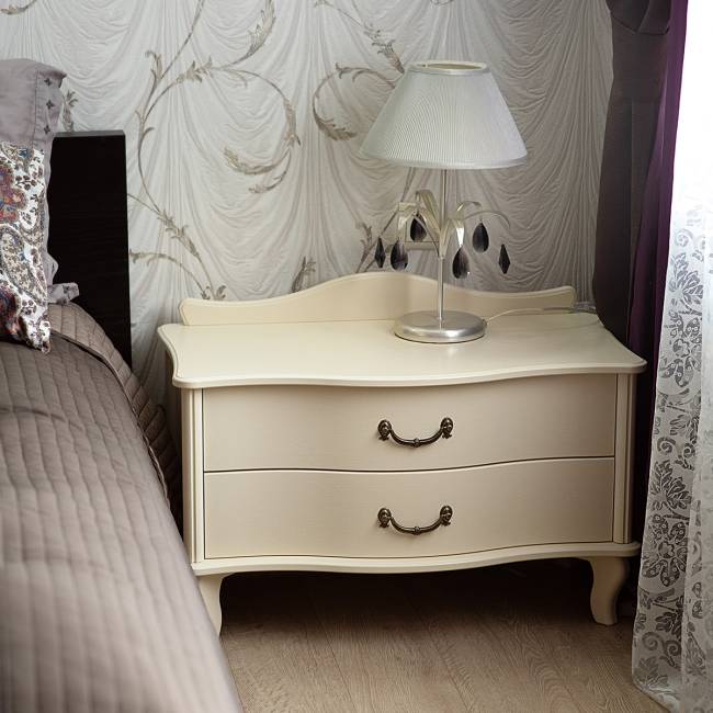 Тумбочка Джульетта широкая 2 ящика дуб шампань Л Тумбочка Джульетта широкая 2 ящика дуб шампань Л