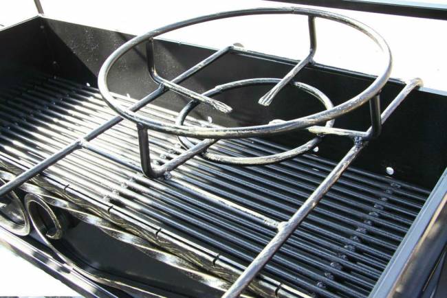 Мангал кованый "Лидер" с выдвижной жаровней