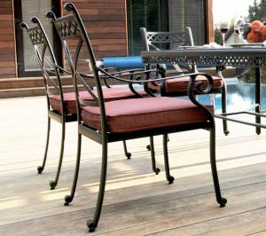 Комплект мебели из литого алюминия