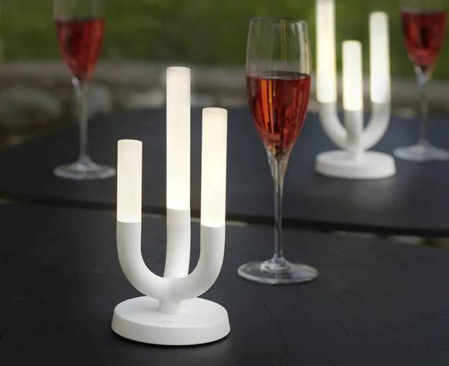 Светильник металлический настольный Luna Lighting белый матовый 100х100х230 мм