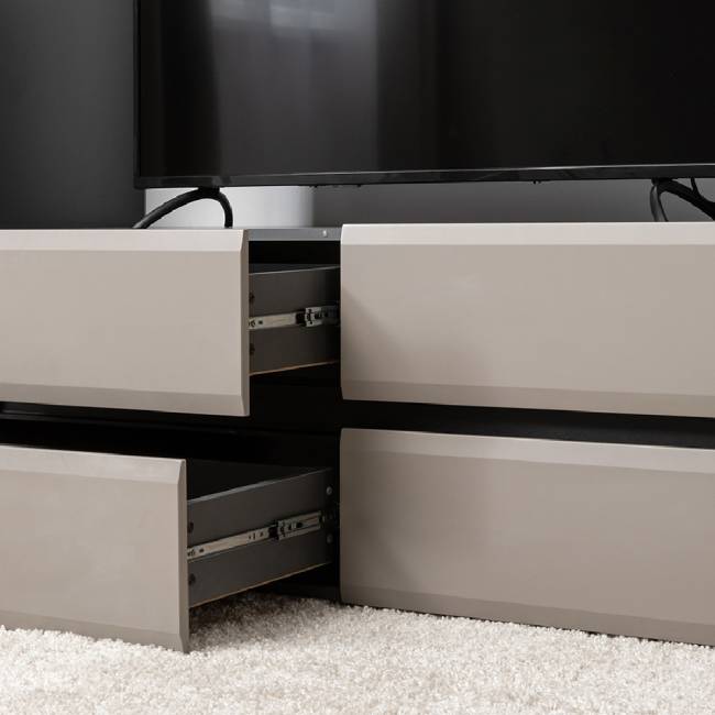 Гостиная из ТВ-тумбы и двух шкафов-витрин Сидней цвет антрацит/МДФ веллюто капучино Гостиная из ТВ-тумбы и двух шкафов-витрин Сидней цвет антрацит/МДФ веллюто капучино