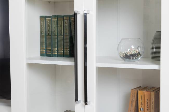 Стенка для гостиной с ТВ-тумбой Валенсия № 68 цвет белый шагрень